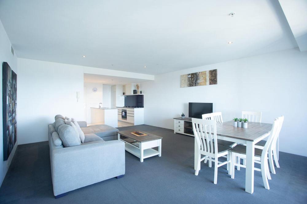 Apartamento Circle On Cavill - Hosted By Coastal Letting Gold Coast Exterior foto